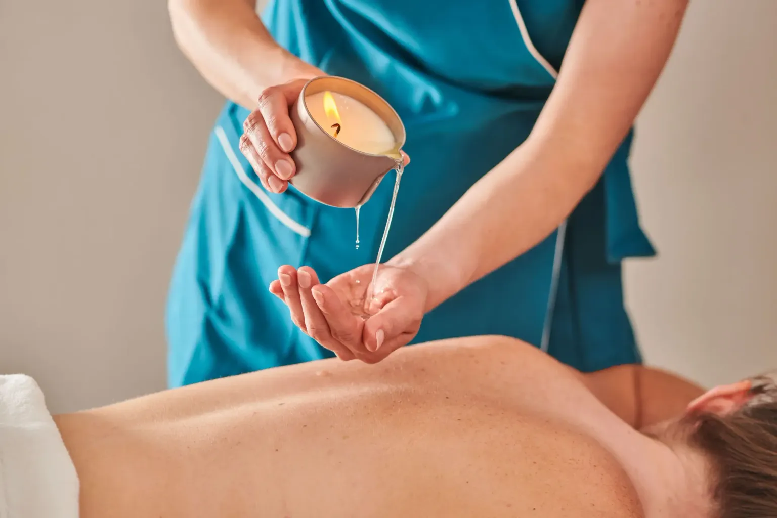 Le Massage à la bougie (45 min)